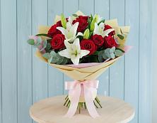 Букет цветов из:  Лилии и Розы в Кубинке