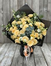 Букет цветов из:  Розы и Лизиантусы в Кубинке