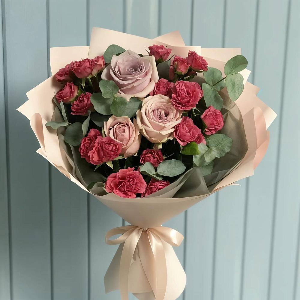 Букет цветов из: Гвоздики и Розы в Кубинке