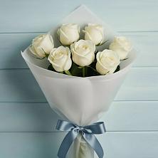 Букет 7 Белых роз Эдлесс Лав в Кубинке