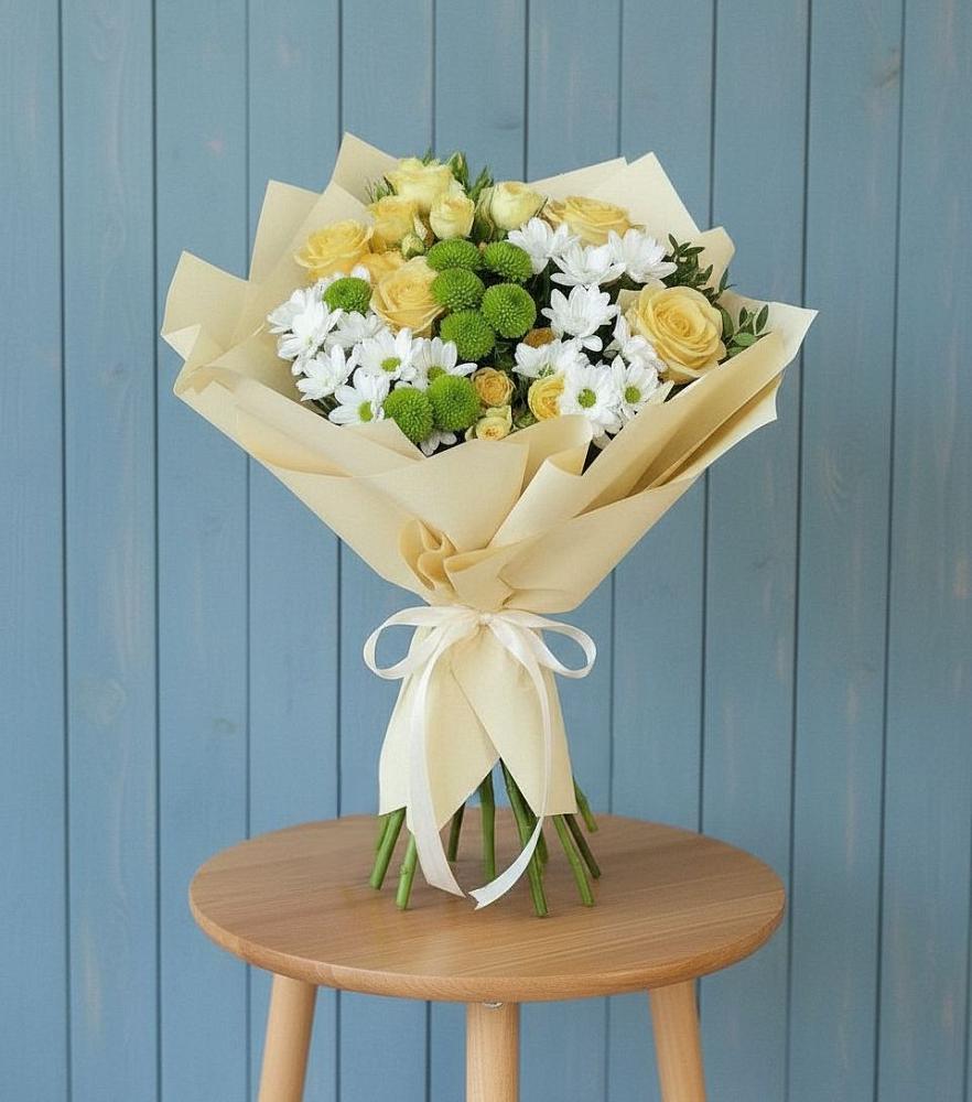 Букет цветов из: Хризантемы и Розы в Кубинке