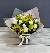 Букет цветов из:  Орхидеи и Розы в Кубинке