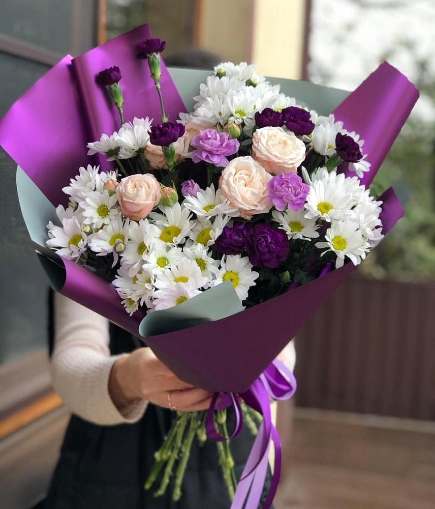 Букет цветов из: Хризантемы, Гвоздики и Розы в Кубинке