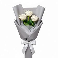 Букет 3 белые розы в Кубинке