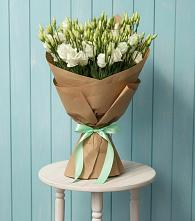 Букет цветов из:  Лизиантусы в Кубинке