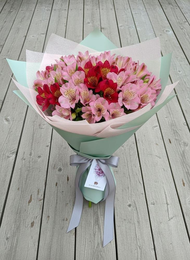 Букет цветов из: Альстромерии в Кубинке