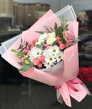 Букет цветов из:  Розы, Лизиантусы и Хризантемы в Кубинке