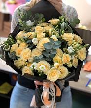 Букет цветов из:  Розы и Лизиантусы в Кубинке