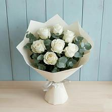 Букет Белые розы в Эвкалипте в Кубинке
