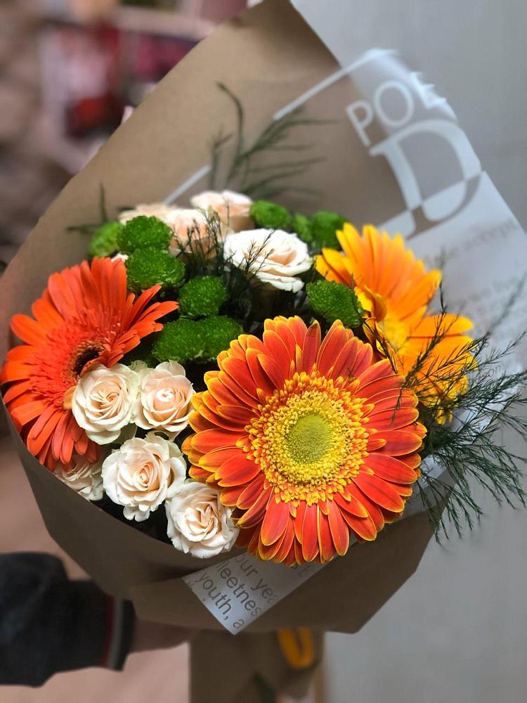 Букет цветов из: Герберы, Хризантемы и Розы в Кубинке