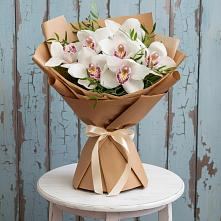 Букет цветов из:  Орхидеи и Розы в Кубинке