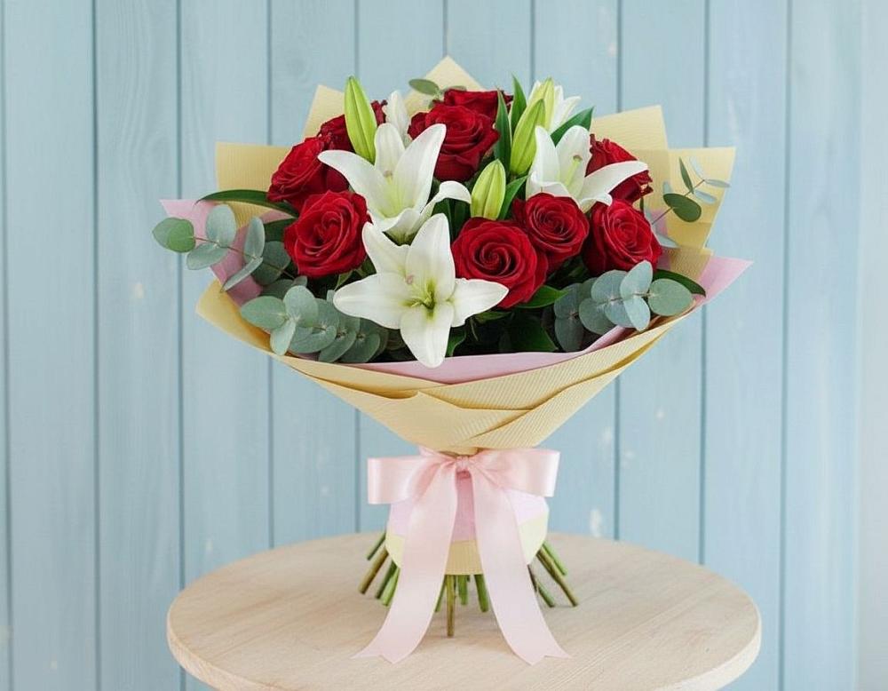 Букет цветов из: Лилии и Розы в Кубинке